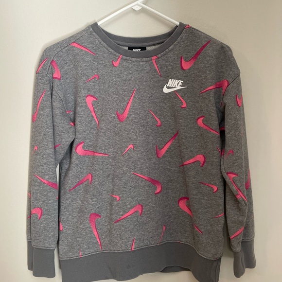 Nike Other - Nike Girls Medium Sweatshirt